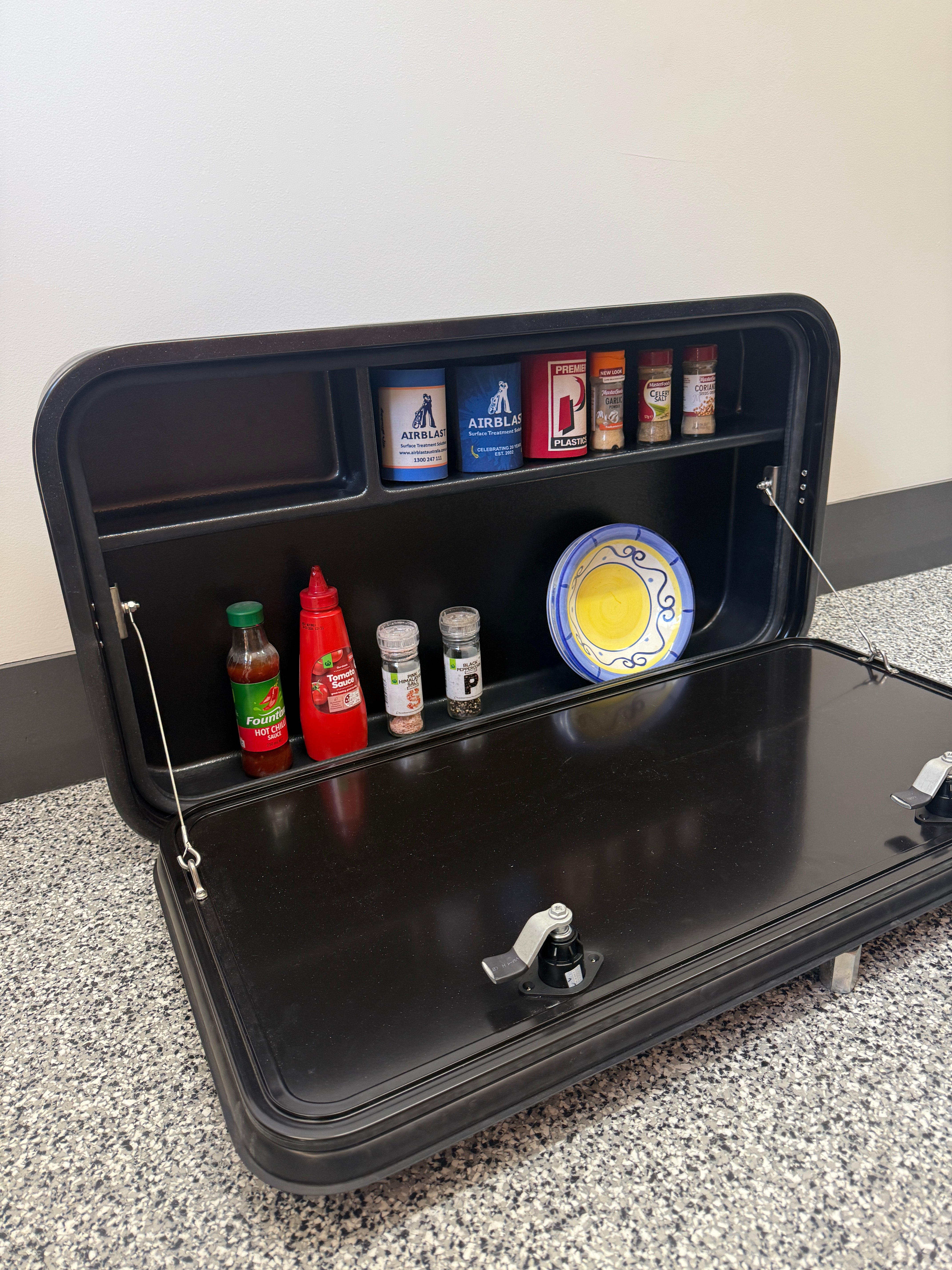 OUTDOOR PANTRY FOR CARAVANS